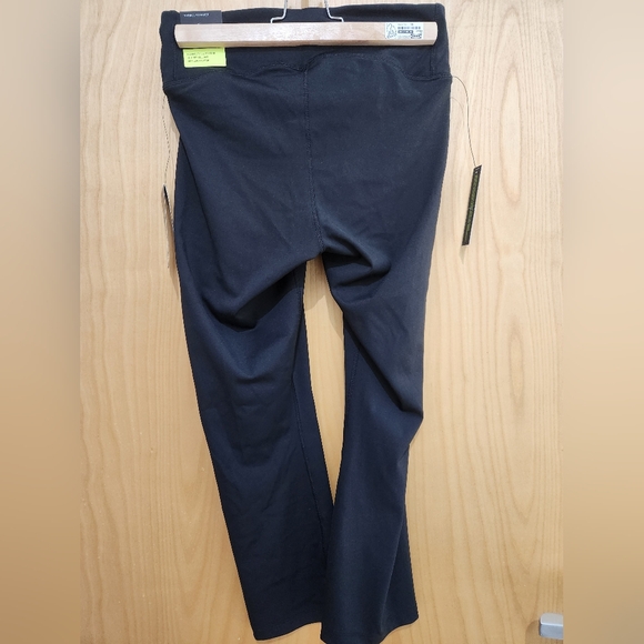 Nike Women's Power Pocket Hyper Dri-Fit Training Capris Tights Black - Medium - Picture 8 of 10